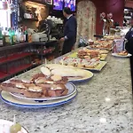 Hotel Restaurante Valdevenados