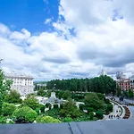 Oriente Palace Apartments