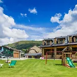 Apartamentos Rurales L´Abiseu