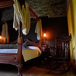 Casa De Baixo
