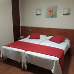 Hotel Zaravencia By Bossh Hotels