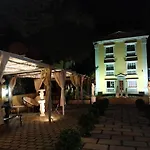 Hotel Pete