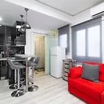 Argüelles Apartment by Rentalis