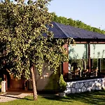 Hosteria Los Sauces