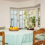 Villa Piratas