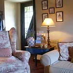 La Casita Del Tejo