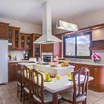 Villa De Lujo Con Piscina Privada Y Spa