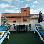 Plaza del Buen Suceso ( Wifi, terraza, Parking )