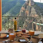 Miralmundo Alojamientos Rurales Ayna - HOSTAL RURAL