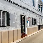 Hostal S\'Engolidor
