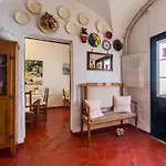 Hostal S\'Engolidor