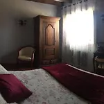 Posada Rural El Trenti de Corona
