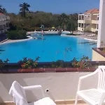 Apartamentos Checkin Laurisilva