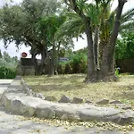 Alojamiento El Chaparro Barbate Junto A La Venta El Loro