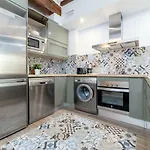 Florit Flats - Cathedral Luxury Terrace Flat 2Br 2Ba Ac Wifi