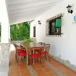 La Fuente De El Nacimiento
