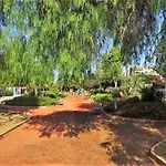 Spacious Refreshing Apt 7Min Walk 2 Beach Or Shops