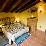 Casas Herrenales De Ulaca