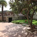 Los Parrales
