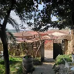 Larrain Etxea