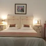 Los Canaritos