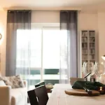 Cozy Apartment Banús