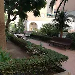 La Casa De Blanca. Coqueto Piso Centrico Y Cerca De Todo