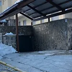 Sierra Nevada Ski Station - Arttyco. Modern And Well Located