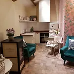 Apartamentos Turísticos La Calleja