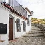 Cueva De Lindaraja