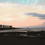 Estudio con encanto en la playa (aptos.salinetas)