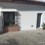 Apartamentos Cantareria, Rosa Mosqueta
