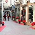 Puerta Del Mar