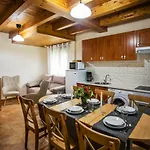 El Campo Mateo Apartamentos