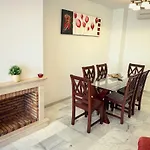 Fantastic 3-Bedroom Holiday Home Including Tennis And Pool Near Golf Course