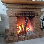 Casa Familiar La Lunara