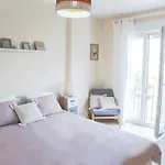 Akutuna - Casa Familiar con Piscina , Garaje&Pista de Padel