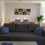 LUMINOSO Apartamento en el Centro de Cambados