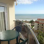 Paseo Maritimo Frontal Lek