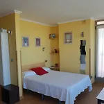 Apartamentos Maradentro