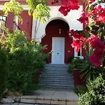 Villa Bello Descanso Guesthouse