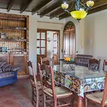 Casa de Teones