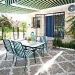 Monkó - El Patio De La Bugambilla