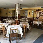 Hostal El Escudo