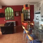 La Pequena