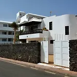 Big Solarium Villa in Puerto del Carmen Beach