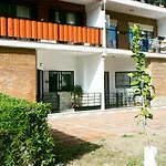 MONKÓ CENTER, GARDEN&POOL o