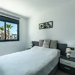 Oasis Beach F 3003