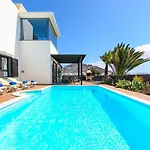 Hipoclub Villas,Tabarovilla