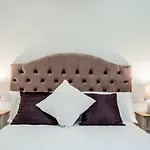 Apartamentos Turisticos Moret 11 - 2B